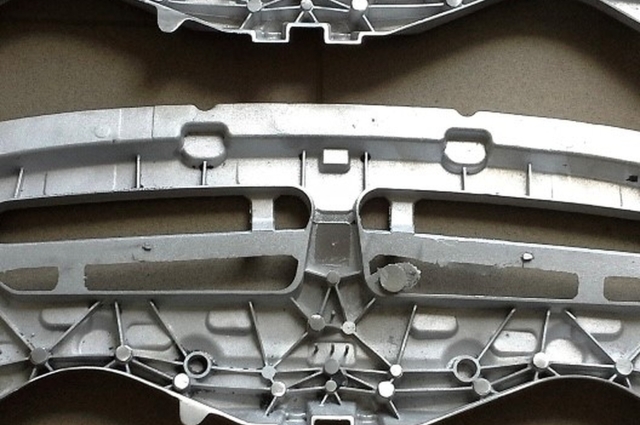 Aluminium thin wall sandcastings (1-3mm)